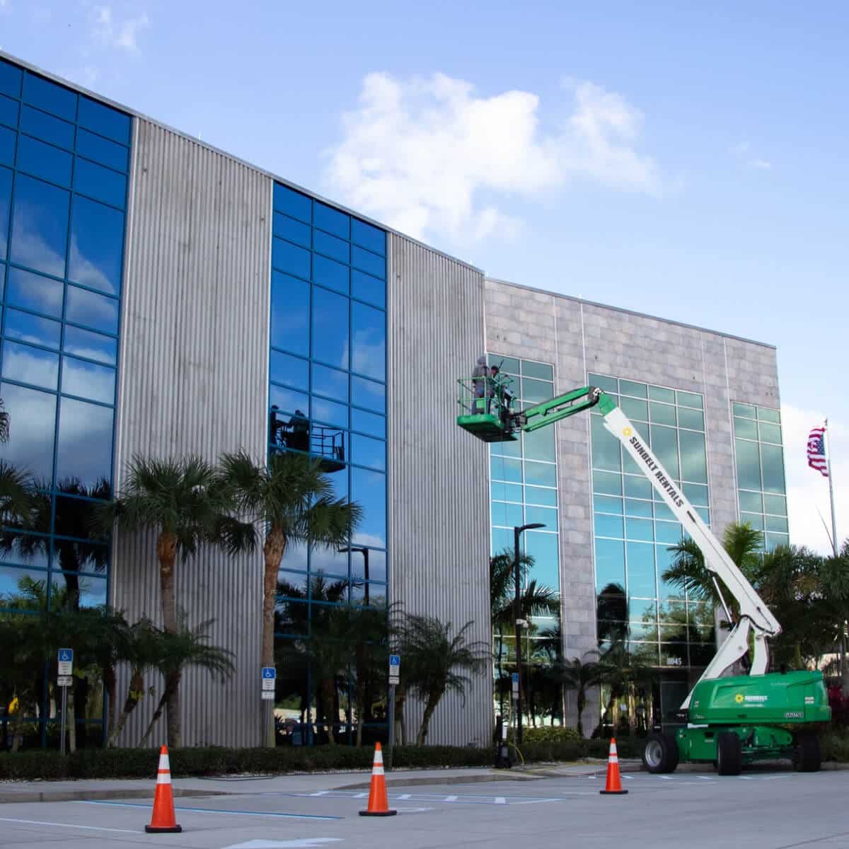 Commercial Pressure Washing Experts in Cocoa, FL - Beacon Cleaning